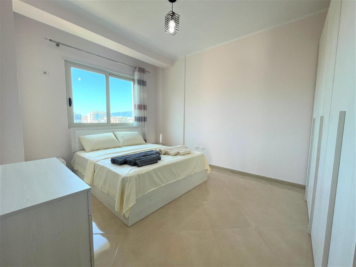 Mike Apartment Vlore Bagian luar foto